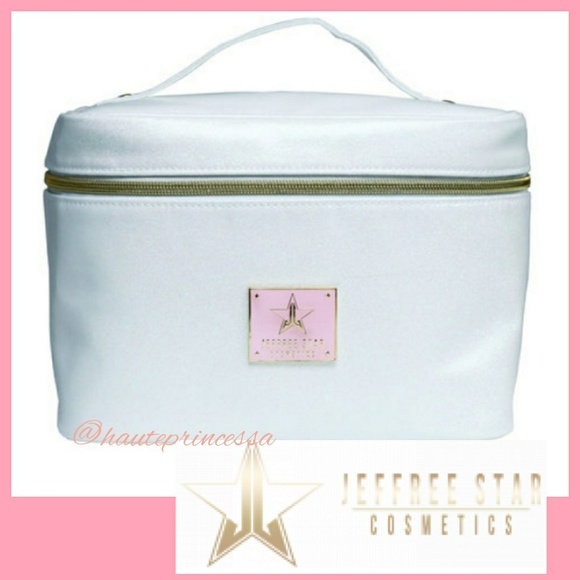 Jeffree Star Handbags - 🔺BOGO 1/2 OFF🔺Jeffree Star White Travel Bag